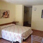Apartment La Casa Gialla *