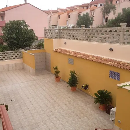 Apartmán La Casa Gialla Carloforte (Isola di San Pietro)