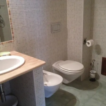 Apartment La Casa Gialla Carloforte (Isola di San Pietro)