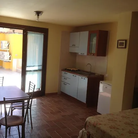 La Casa Gialla Carloforte (Isola di San Pietro)